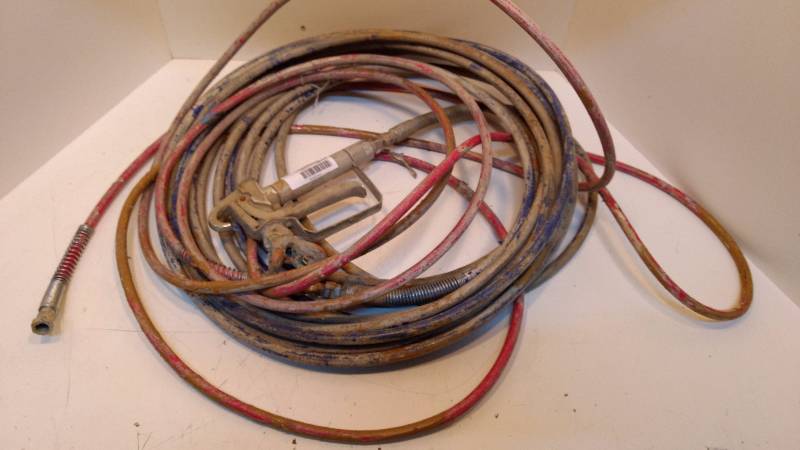 lot 5013 image: Paint sprayer hose and Nozzle