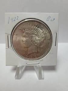 lot 28 image: 1922 PEACE DOLLAR 90% SILVER