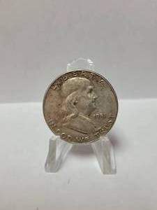 lot 51 image: 1951 FRANKLIN HALF DOLLAR 90% SILVER
