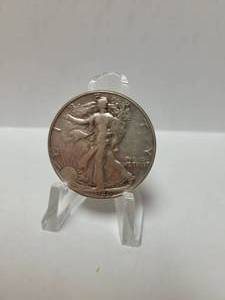 lot 60 image: 1946 STANDING LIBERTY HALF DOLLAR 90% SILVER