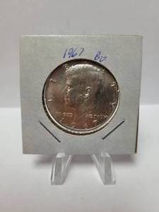 lot 66 image: 1967 KENNEDY HALF DOLLAR 40% SILVER
