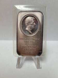 lot 94 image: American Bicentennial Abraham Lincoln 1oz Silver Bar