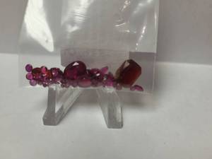 lot 195 image: 11.88 Carats of Loose Red Ruby Gemstones