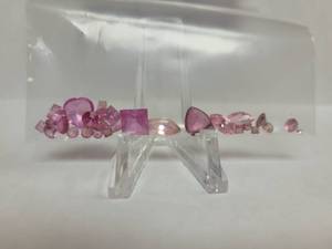 lot 201 image: 14.38 Carats of Loose Pink Topaz