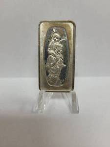 lot 258 image: The Franklin Mint 1978 Fathers Day Ingot (32 Grams) .925 Sterling Silver