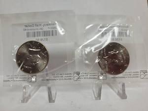 lot 363 image: 2002-P&D UNCIRCULATED KENNEDY HALF DOLLARS