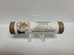 lot 503 image: 1 ROLL 2009 UNCIRCULATED LINCOLN PROFESSIONAL LIFE PENNIES