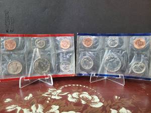 lot 664 image: 1988-P&D UNCIRCULATED COIN SET