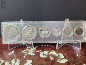 lot 680 image: 6) AMERICAN COINS