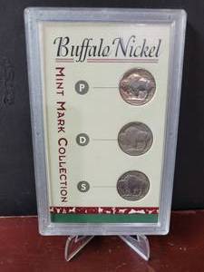lot 682 image: BUFFALO NICKEL MINT MARK COLLECTION