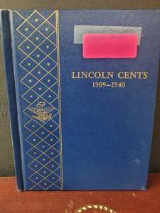 lot 687 image: 51) WHEAT PENNIES IN COLLECTORS BOOK