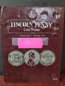 lot 688 image: 16) MEMORIAL PENNIES IN COLLECTORS BOOK