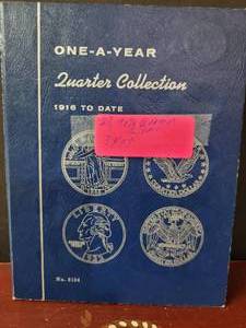 lot 693 image: 32) QUARTERS IN COLLECTORS BOOK (29) 1964 & OLDER 90% SILVER