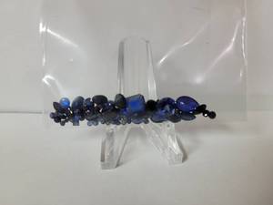 lot 448 image: 20.00 CARATS OF BLUE GEM STONESSAPPHIRES