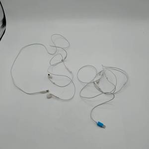 lot 12826 image: 2 corded iPhone headphones