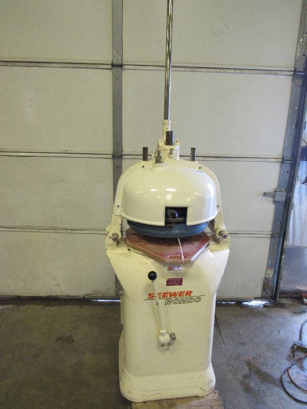 lot 1081 image: Seewer Rondo Dough Rounder