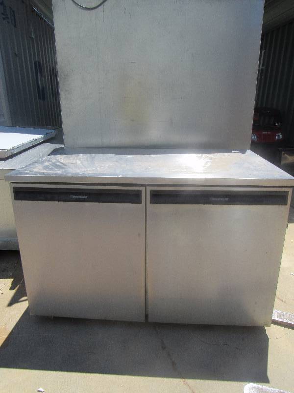 lot 1115 image: Delfield 48 (2) Door Undercounter Cooler