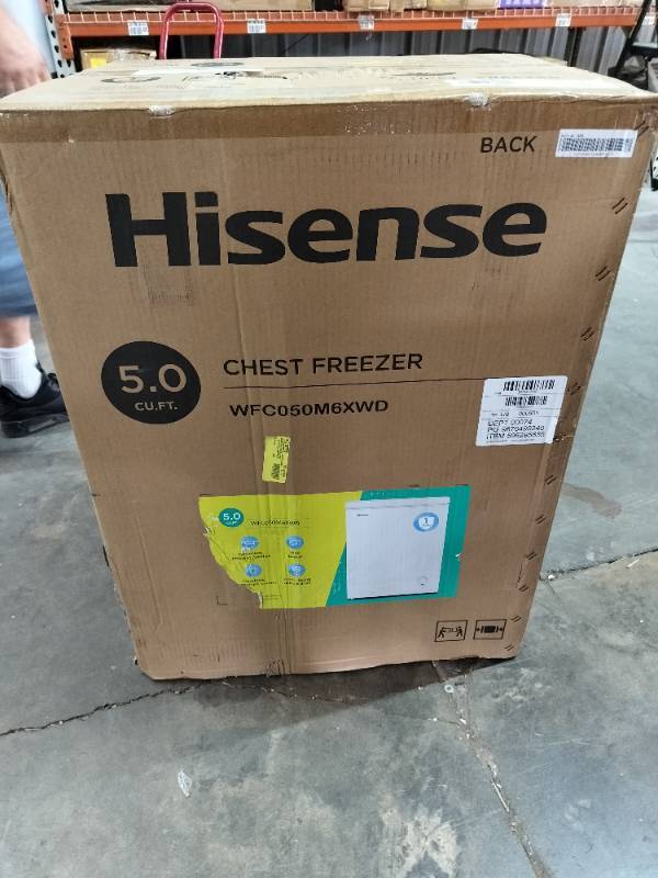 5.0 cu.ft. Hisense Chest Freezer (WFC050M6XWD) - Hisense USA