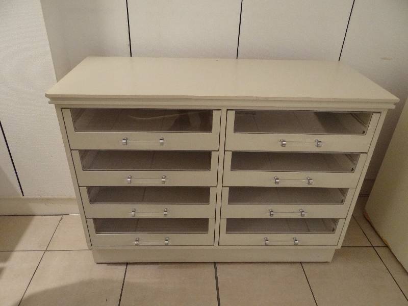 lot 1189 image: (8) Drawer Merchandise Display Drawer System