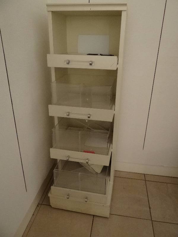 lot 1191 image: (4) Upright Drawer Merchandise Display