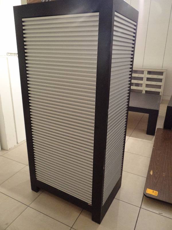 lot 1195 image: Upright Merchandise Display With Metal Hangers