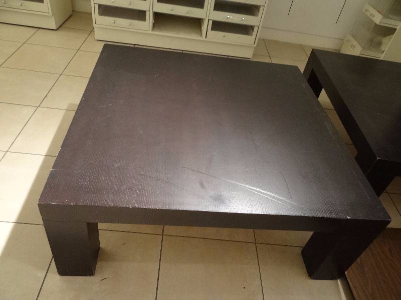 lot 1193 image: Wooden Display Table