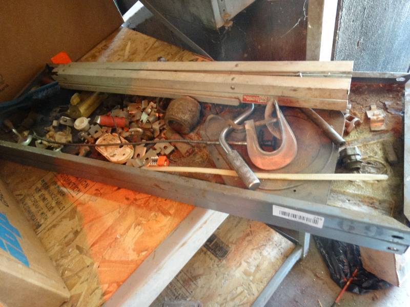 lot 285 image: 2 pans of various hardware
