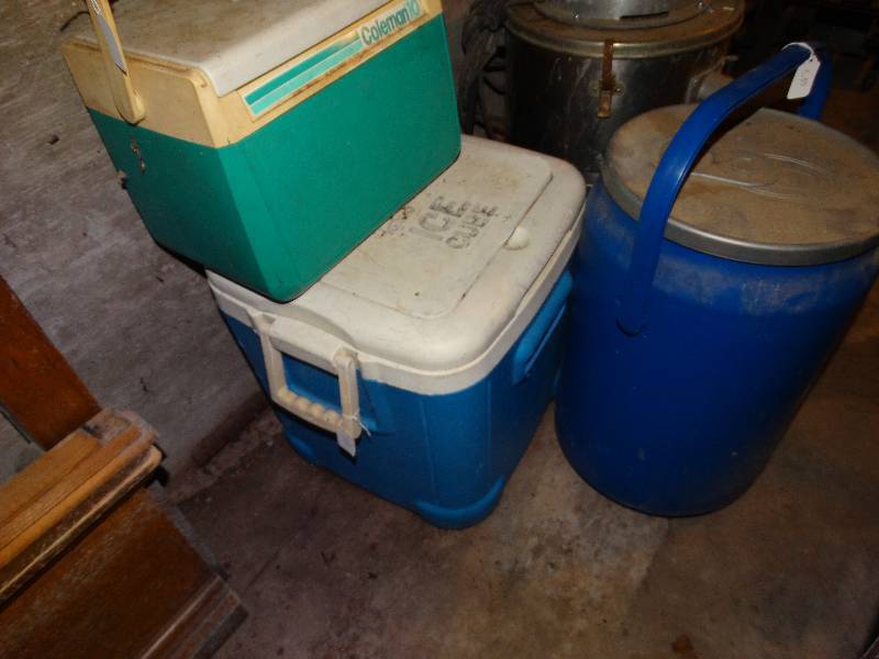 lot 223 image: 3 coolers
