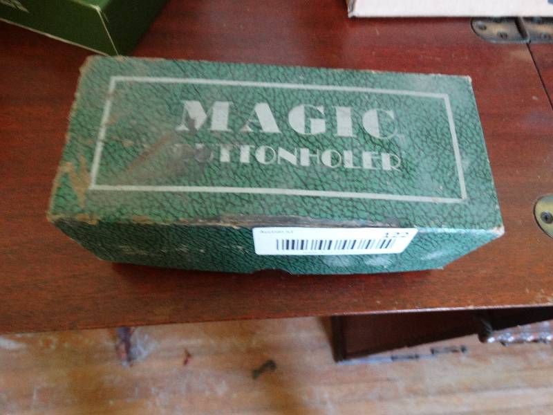 lot 122 image: Rotary magic button holer