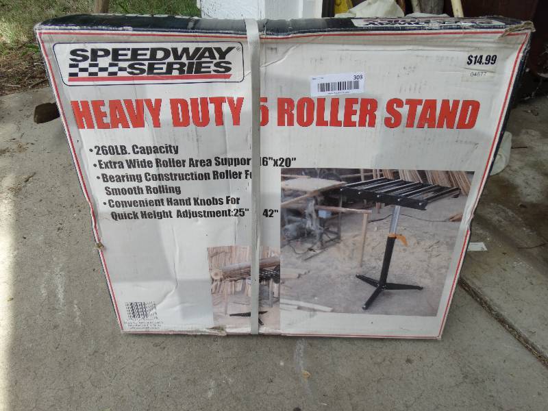 lot 303 image: Speedway series heavy duty roller stand- New in box