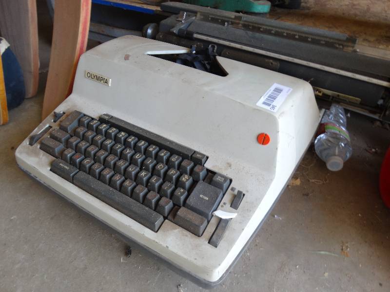 lot 345 image: Olympia typewriter