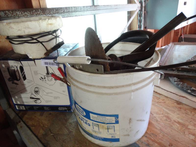lot 353 image: Homemade light, floating fish light & contents of bucket