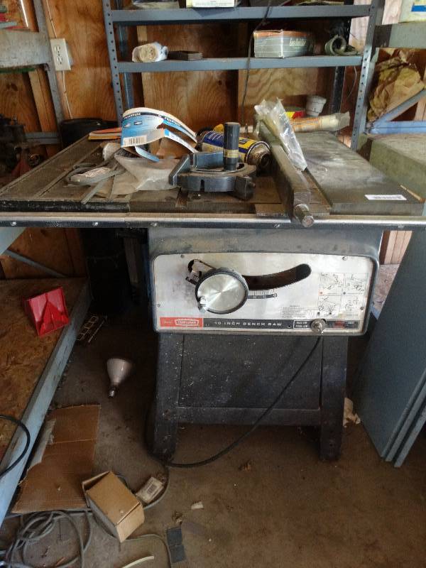lot 355 image: Craftsman 10 table saw w base