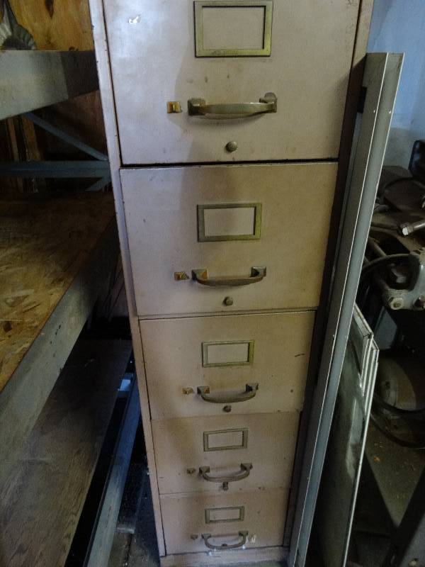 lot 371 image: 5 drawer metal file cabinet