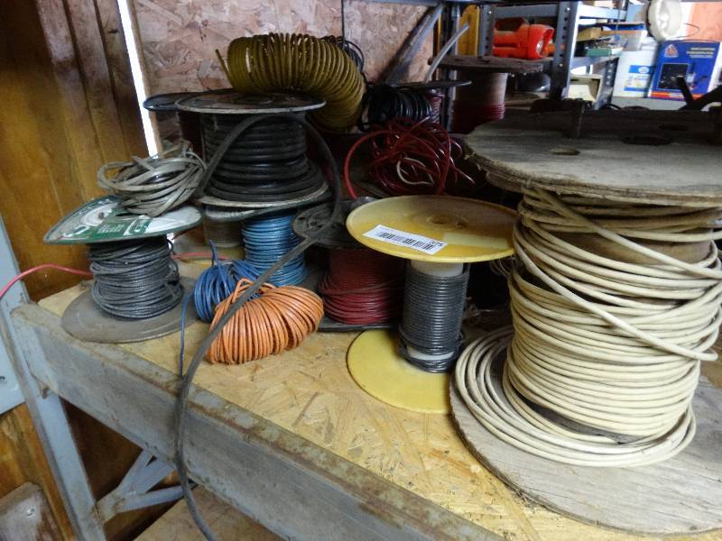 lot 375 image: Lot of various spools of wire