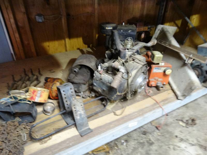 lot 380 image: Montgomery Wards convertible jet pump