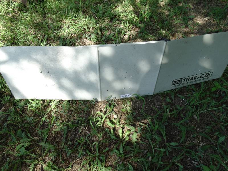 lot 388 image: Trail-Eze wind deflector