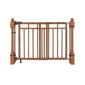 lot 86000261 image: Summer Infant Wood Banister & Stair Safety Pet and Baby Gate, 32-48 Wide, 33 Tall, Install Banister to Banister or Wall, or Wall to Wall in Doorway or Stairway, Banister and Hardware Mounts - Oak