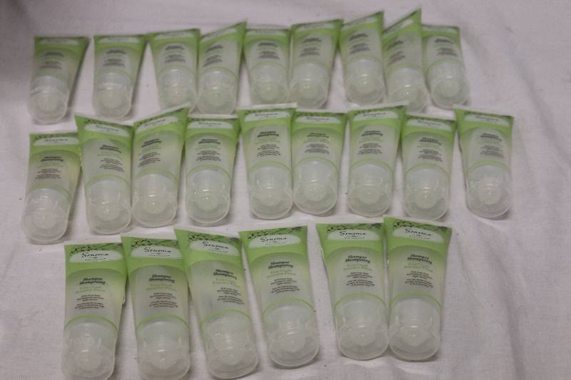 lot 6649 image: 24 Travel Shampoos
