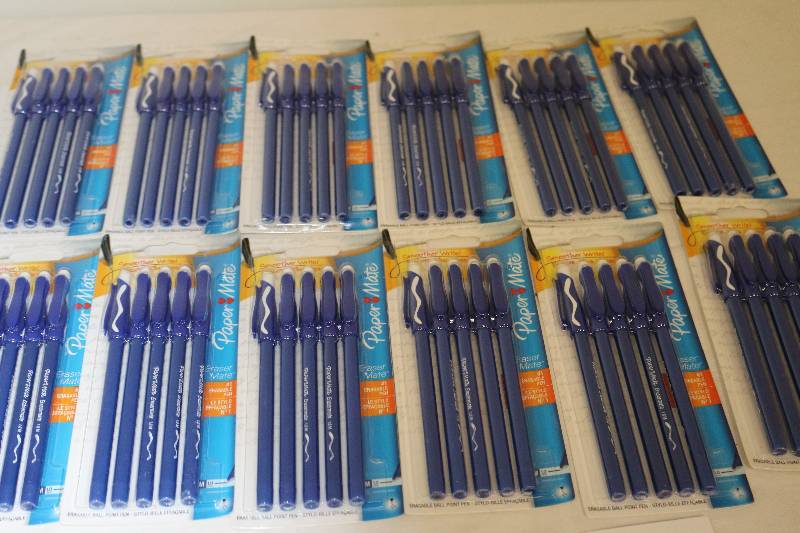 lot 6628 image: 60 PaperMate Erasable Pens New in Package