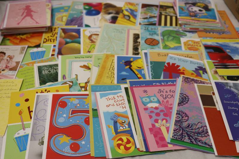 lot 6667 image: 100 CardsEnvelopes NEW American Greetings
