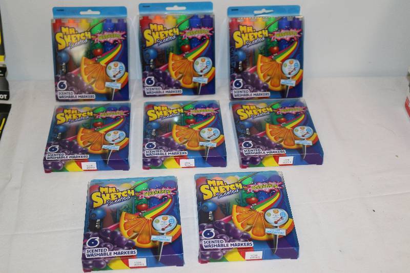 lot 6679 image: Mr. Sketch Washable Markers