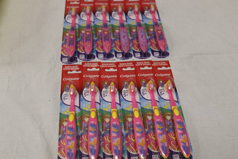 lot 6763 image: Colgate Extra Soft Princess Toothbrushes
