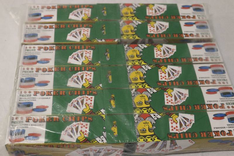lot 6769 image: 1200 Poker Chips NEW