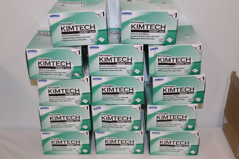 lot 6770 image: KimTech Delicate Task Wipes - 3920 Wipes total