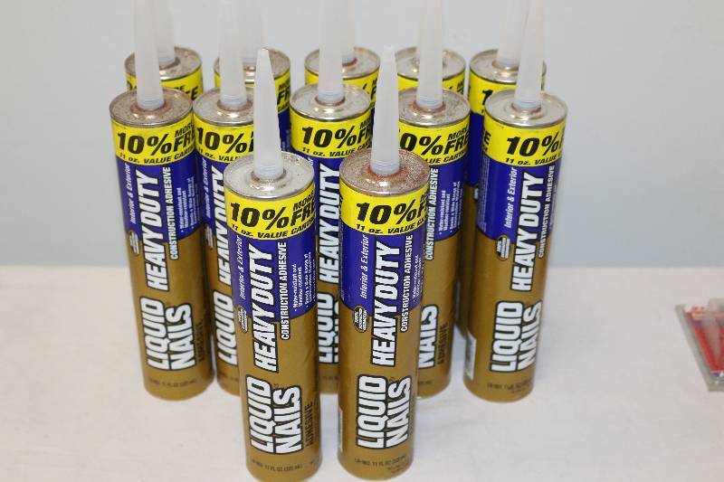 lot 6773 image: 12 Liquid Nails