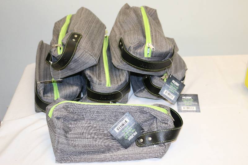 lot 6775 image: 6 NEW Rusk Shaving Travel Bags