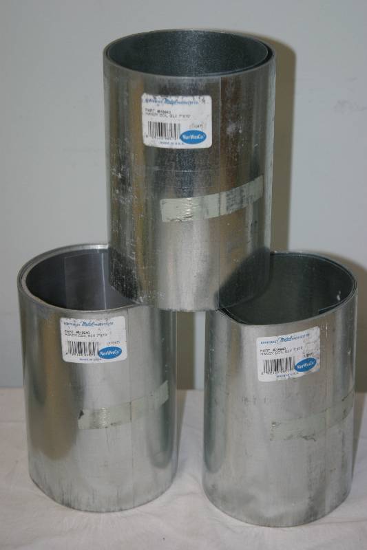 lot 7368 image: 3 Rolls 7 x 10 Handy Coil Roll Galvanized by Norwesco