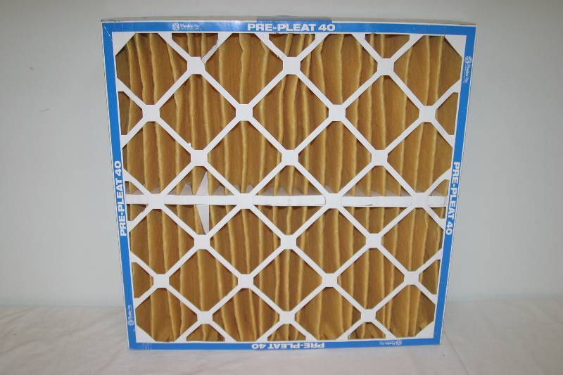 lot 7431 image: Flanders 24 x 24 x 4 Pre-Pleat 40 Air Filter