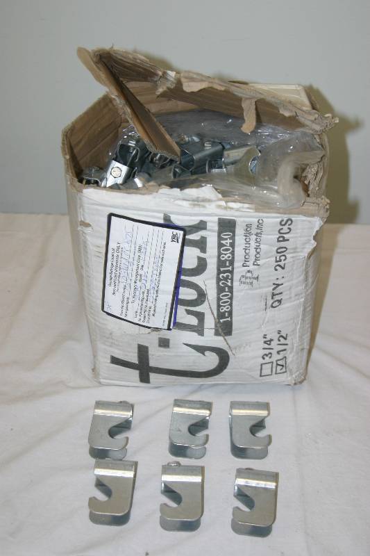 lot 7440 image: 12 T Locks - Approximately 200